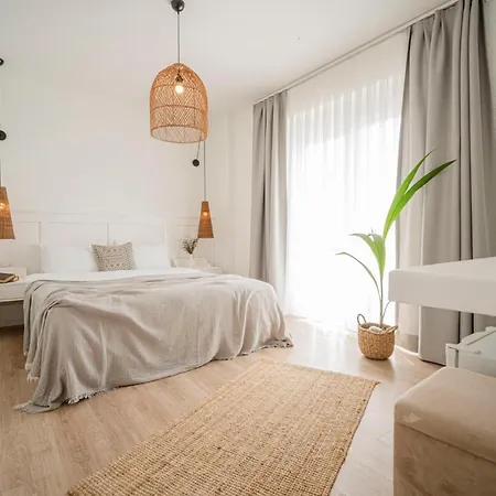 Otel Sandal - Adult Only