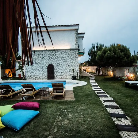 Sandal - Adult Only 2* Alaçatı