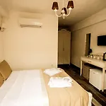 Sandal - Adult Only Alaçatı
