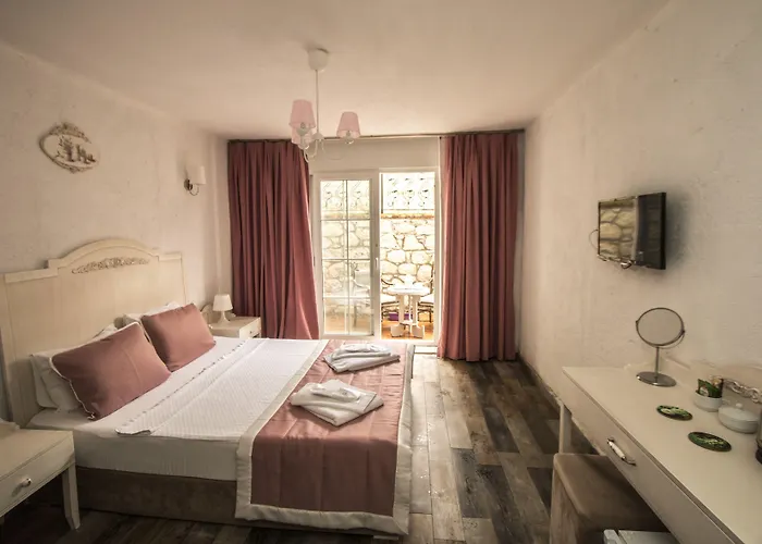 Sandal - Adult Only 2* Alaçatı